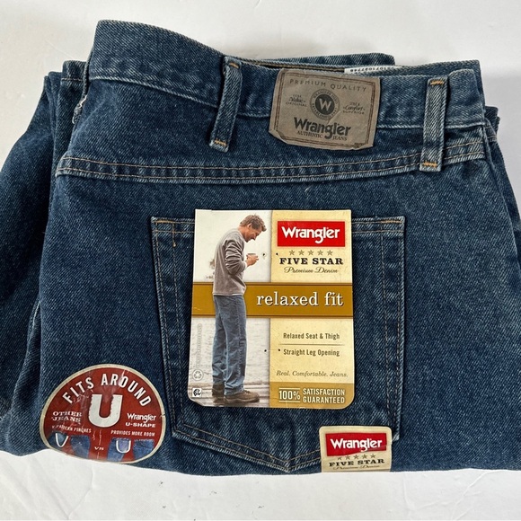 NWT Wrangler Men’s Jeans Relaxed Fit Straight Leg - Picture 6 of 7